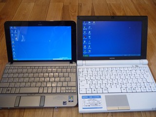 HP Mini 2140とSOTEC C1との比較